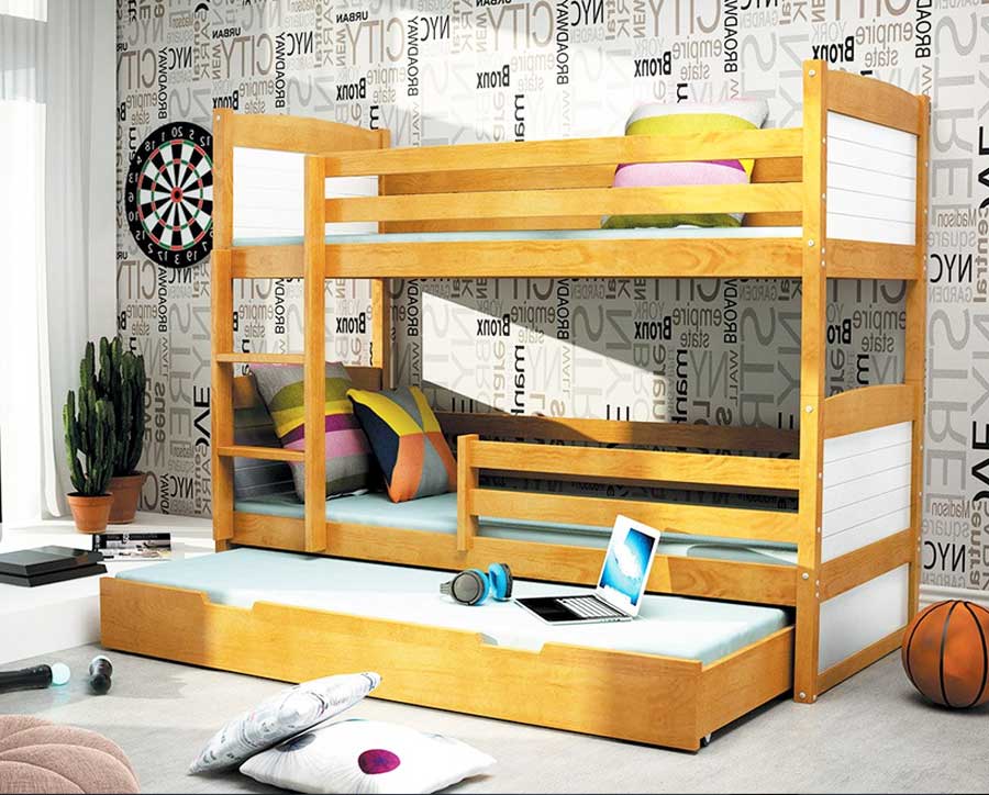 Schlafzimmer, Konzept designer 3 etagenbett aus kieferholz mit einer stabilen konstruktion für jugendzimmermöbel jungen ideen.  