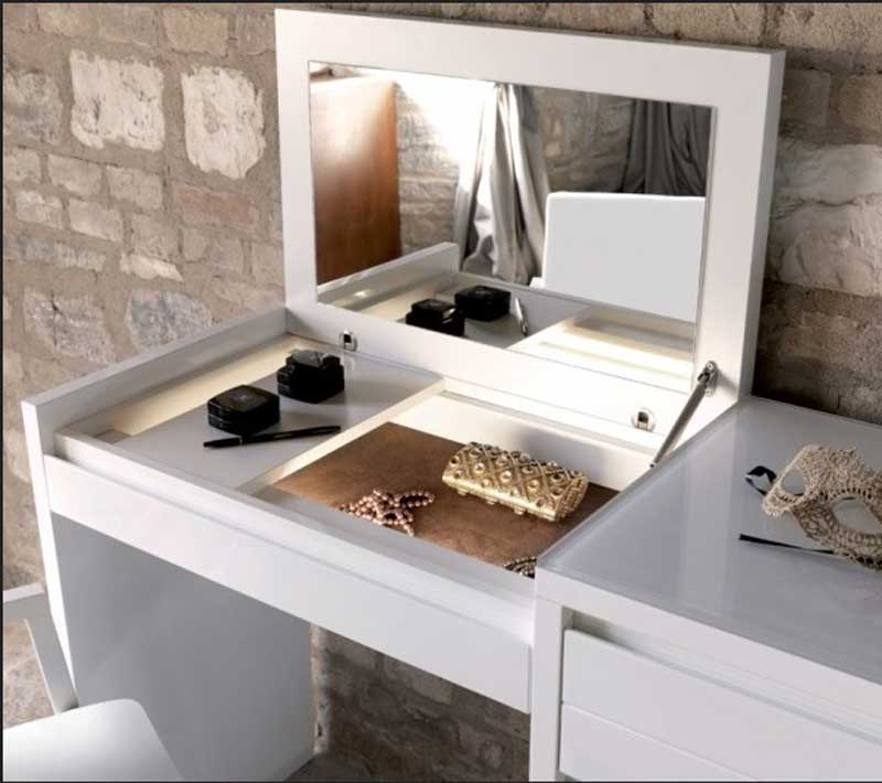 Schminktisch mit aufklappbarem spiegel dass wille ausgerüstet einrichtung Schlafzimmer, Schminktisch mit aufklappbarem spiegel dass wille ausgerüstet einrichtung.